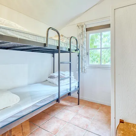 Holiday home Le Martin Pecheur Varaignes