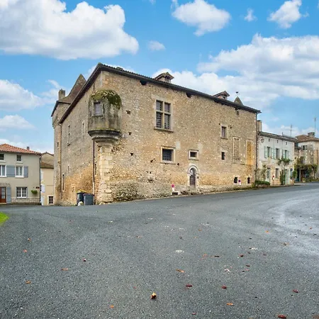 Holiday home Le Martin Pecheur Varaignes